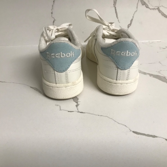 Women’s Reebok Classic Leather Sneakers US 5 White - Picture 6 of 11